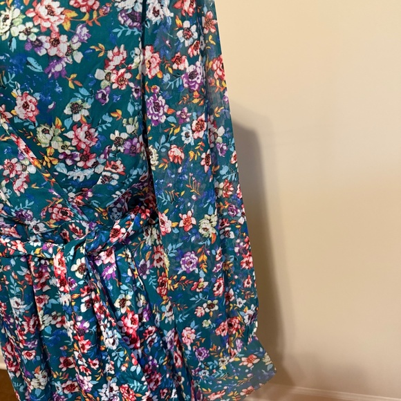 Maxi Dress, GREEN Semi Sheer Lined, L/S Sz L, NWOT - Picture 4 of 4